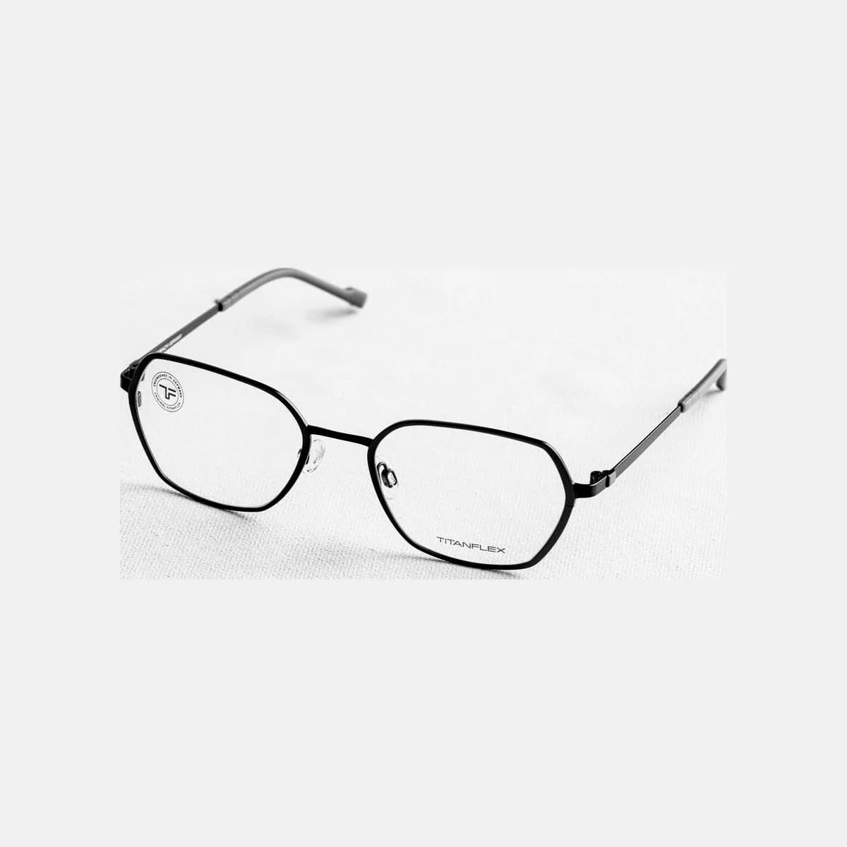 Facet Geometric Eyeglasses